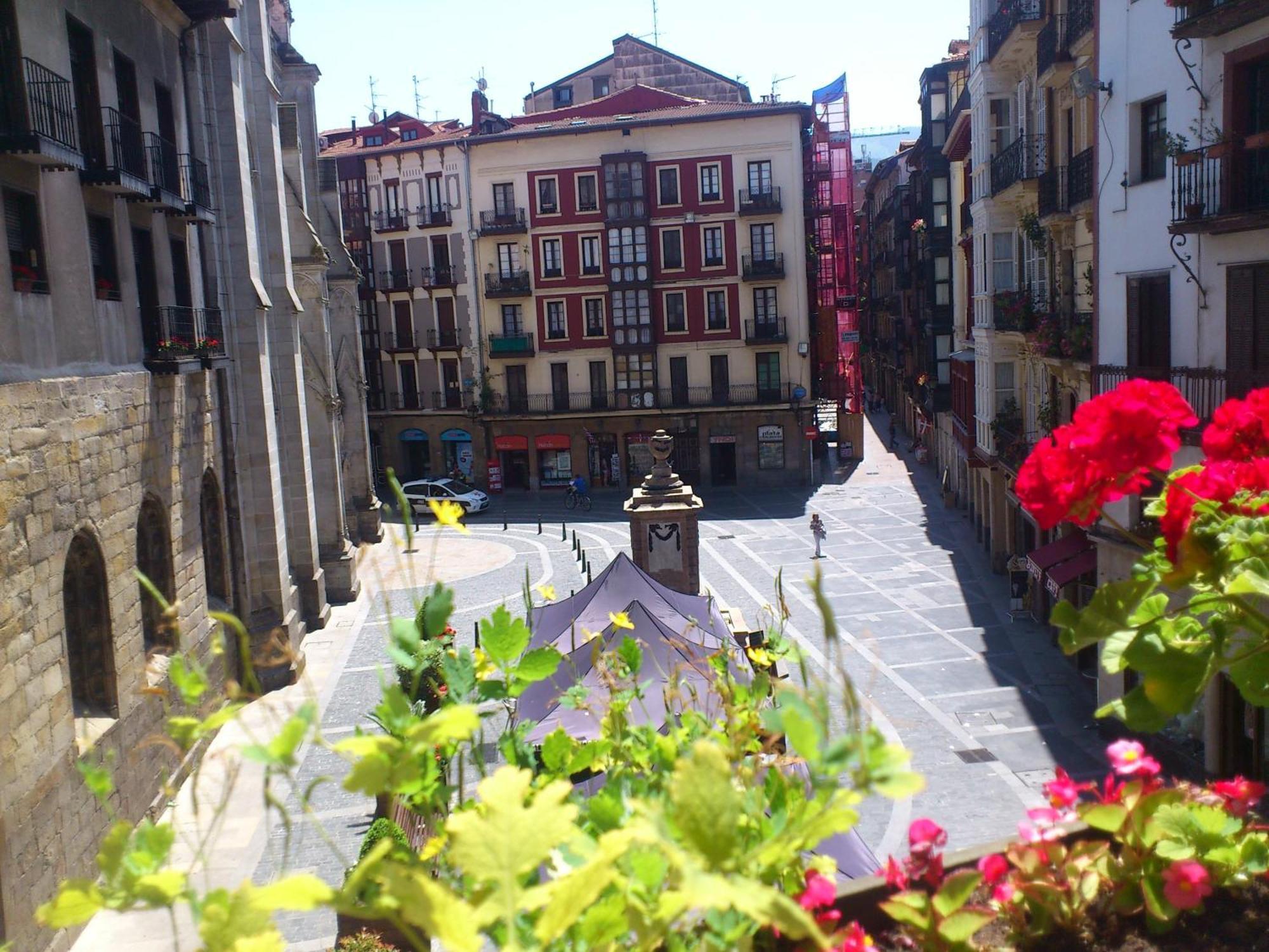 Roquefer Bilbao Central Rooms מראה חיצוני תמונה